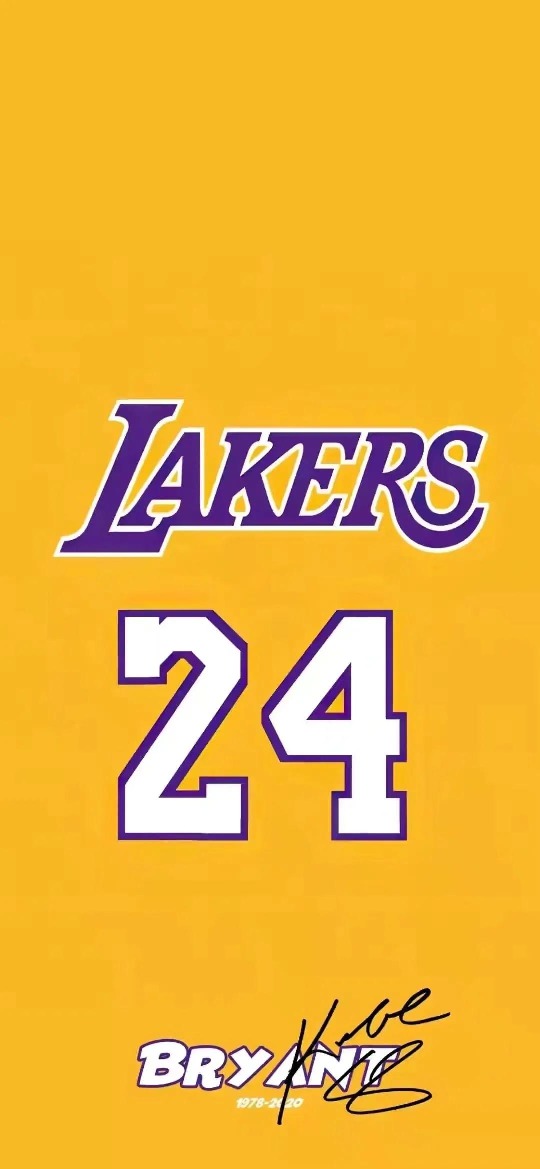 图片报：法兰克福解雇队医，因其在球队下榻酒店治疗对手球员（图片报：法兰克福解聘队医，因在球队驻地为对手球员诊治）