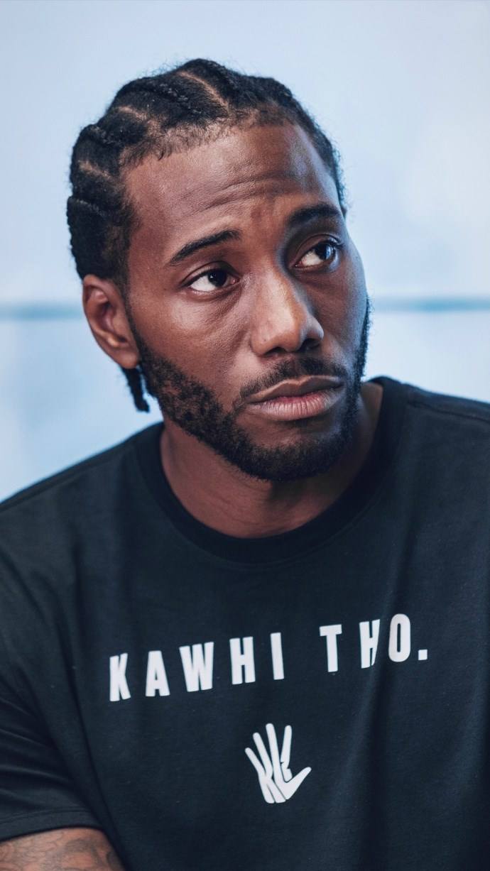 30号再续，弗林蓬社媒展示利物浦新赛季球衣（30号继续沿用，弗林蓬社媒晒利物浦新赛季球衣）