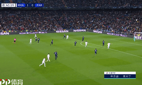 中国澳门球员：澳门联赛球员平均每场收入约445-890元人民币